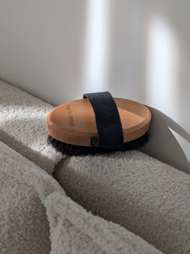 If you keep moisturizing but don't see the results you want Dry brushing for 5 minutes a day stimulates your lymphatic system and may support circulation. It removes dead skin, boosts circulation, and may help improve